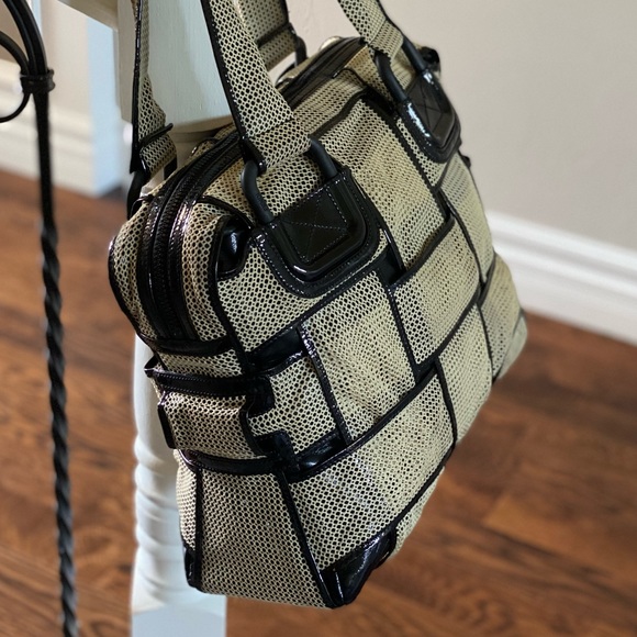 FENDI TOTE BAG - Picture 3 of 14